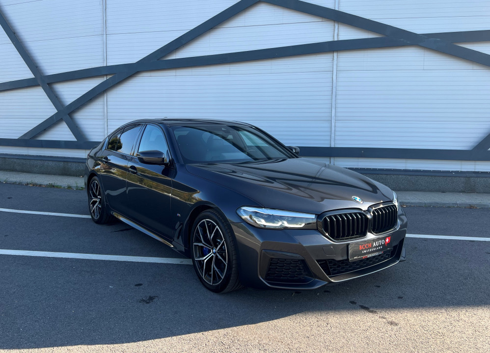BMW Seria 5: Sinonim cu luxul si performanta in lumea berlinelor
