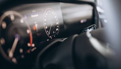 Kilometrajul la mașini: Cum sa evitati capcanele vehiculelor cu kilometrajul dat inapoi
