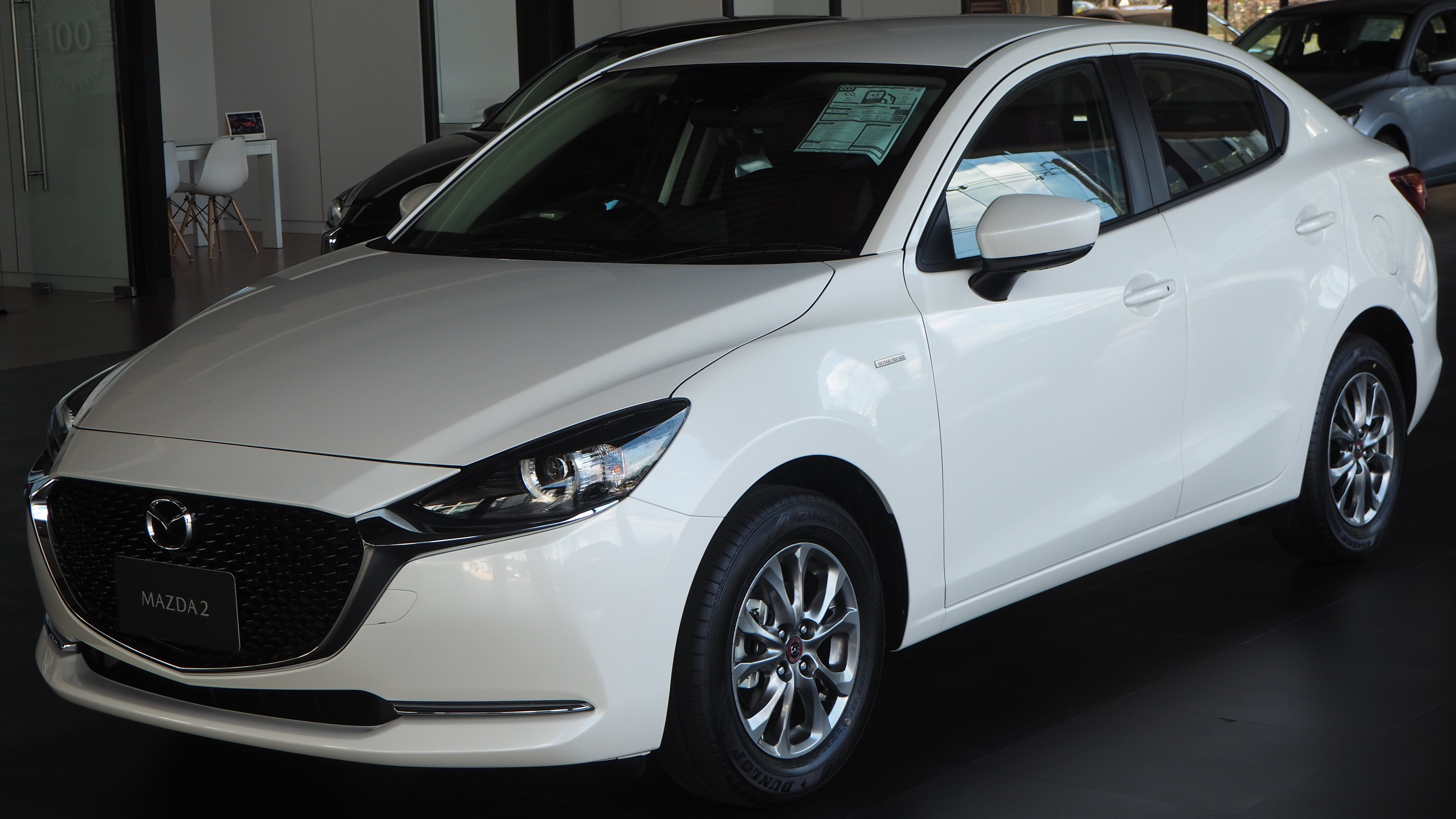 mazda 2 min