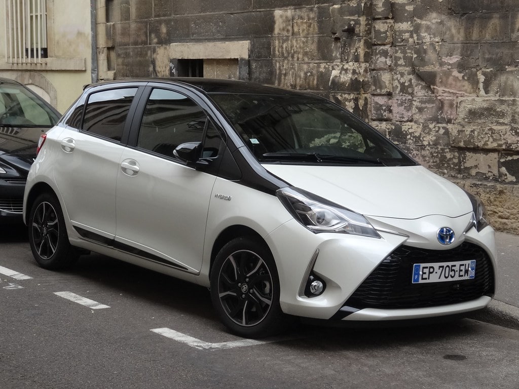 yaris hibrid