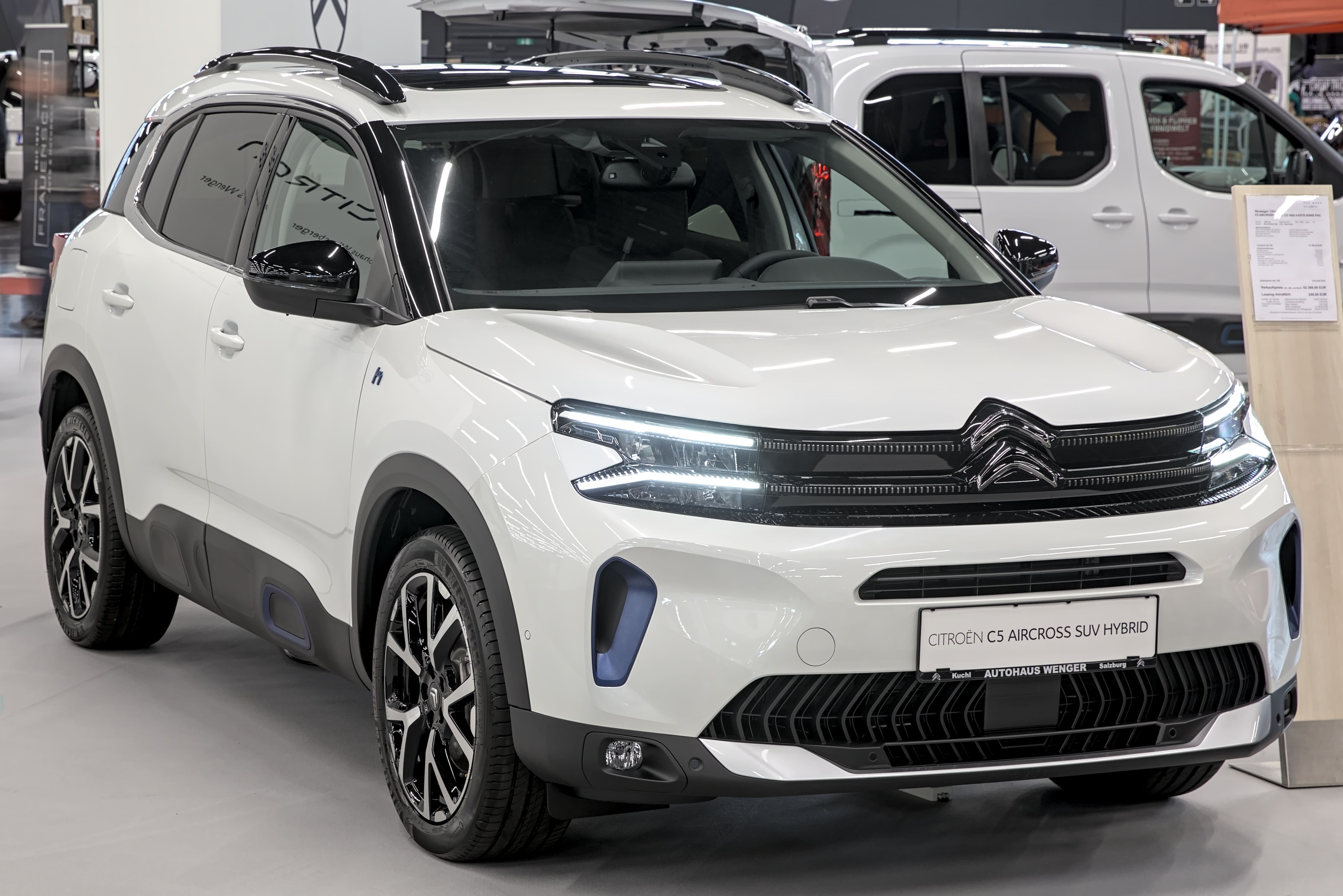 Citroën_C5_Aircross_Plug in Hybrid min