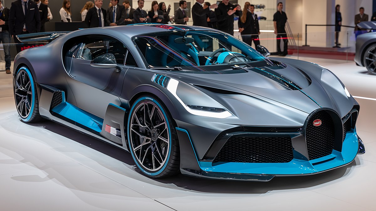 Bugatti_Divo,_GIMS_2019,_Le_Grand Saconnex_\(GIMS0029\)