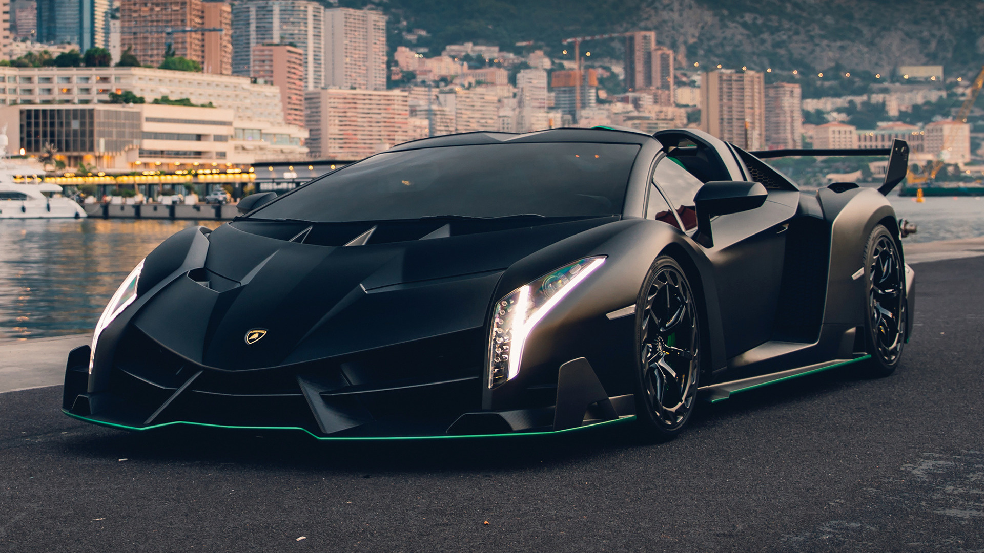 lamborghini veneno roadste