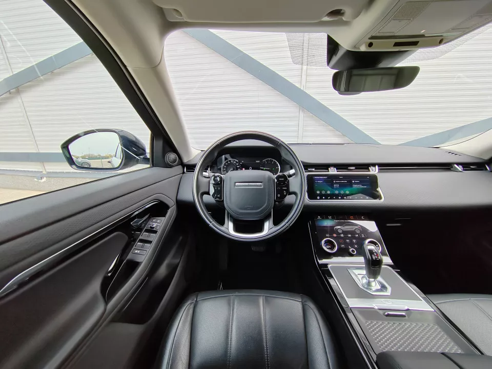 interior range rover evoque