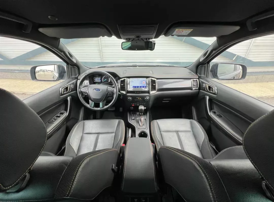 interior ford ranger