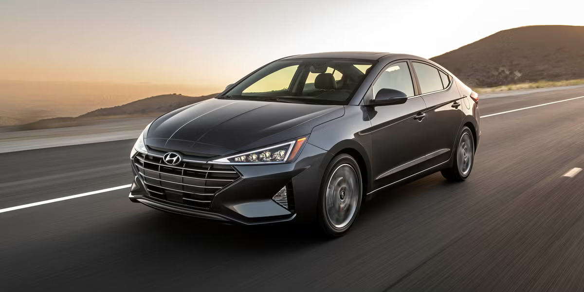 Pareri Hyundai Elantra: Recomandari achizitie