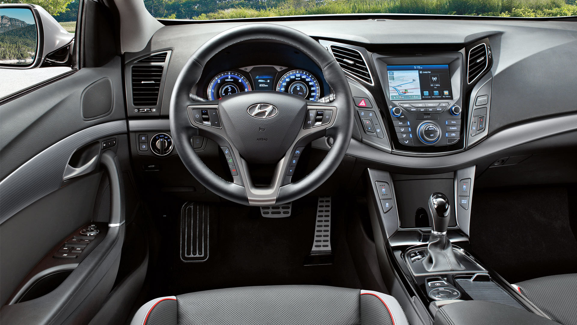 interior hyundai i40