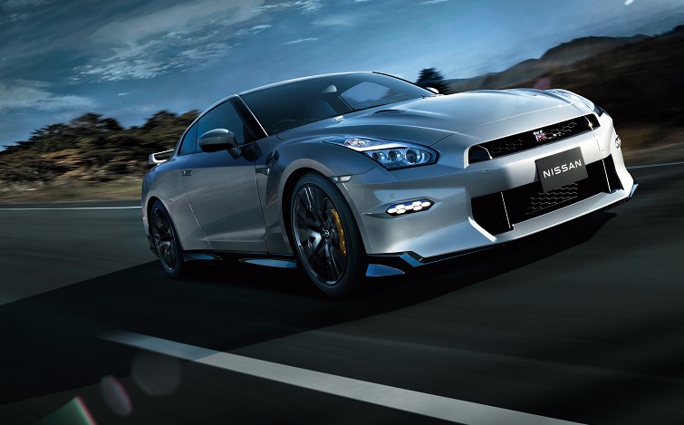 nissan gtr r35 vs r36