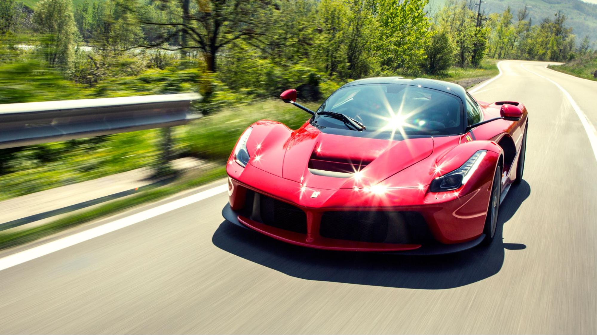 experienta de condus ferrari