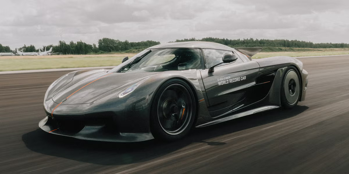 koenigsegg jesko absolut vs rimac navera