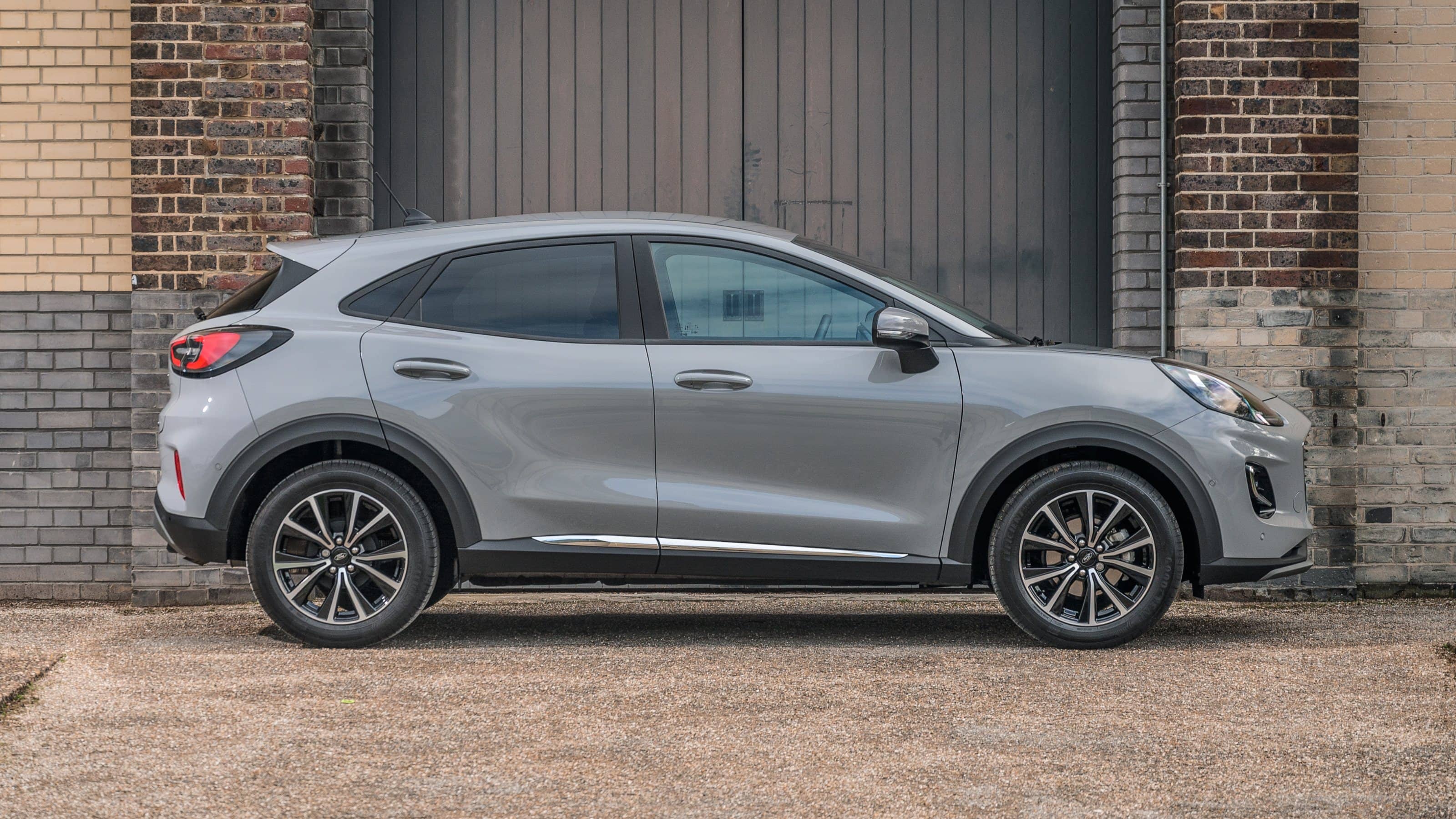 Descopera Noul Ford Puma Hybrid Un SUV Compact Si Eficient BCCH Auto Descopera Noul Ford Puma Hybrid Un SUV Compact Si Eficient BCCH Auto