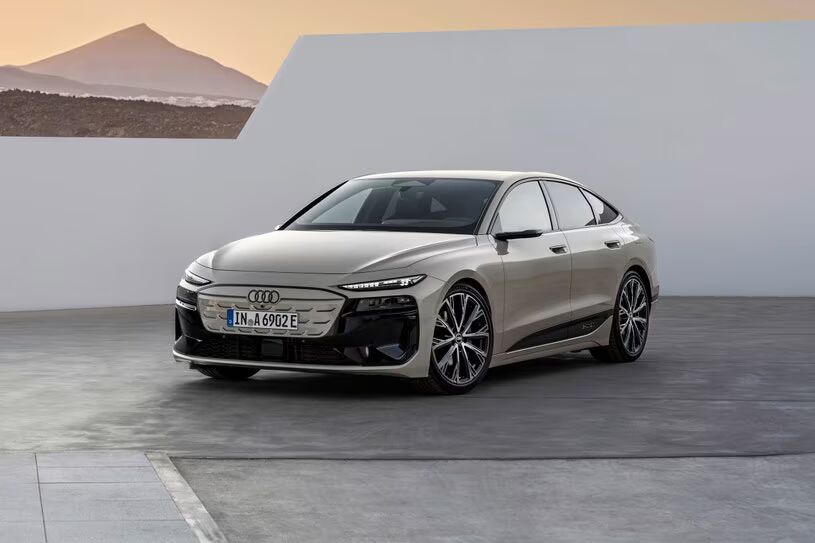 Audi A6 e-tron 2026: autonomie, preț și noutățile Audi Q3 și Q9